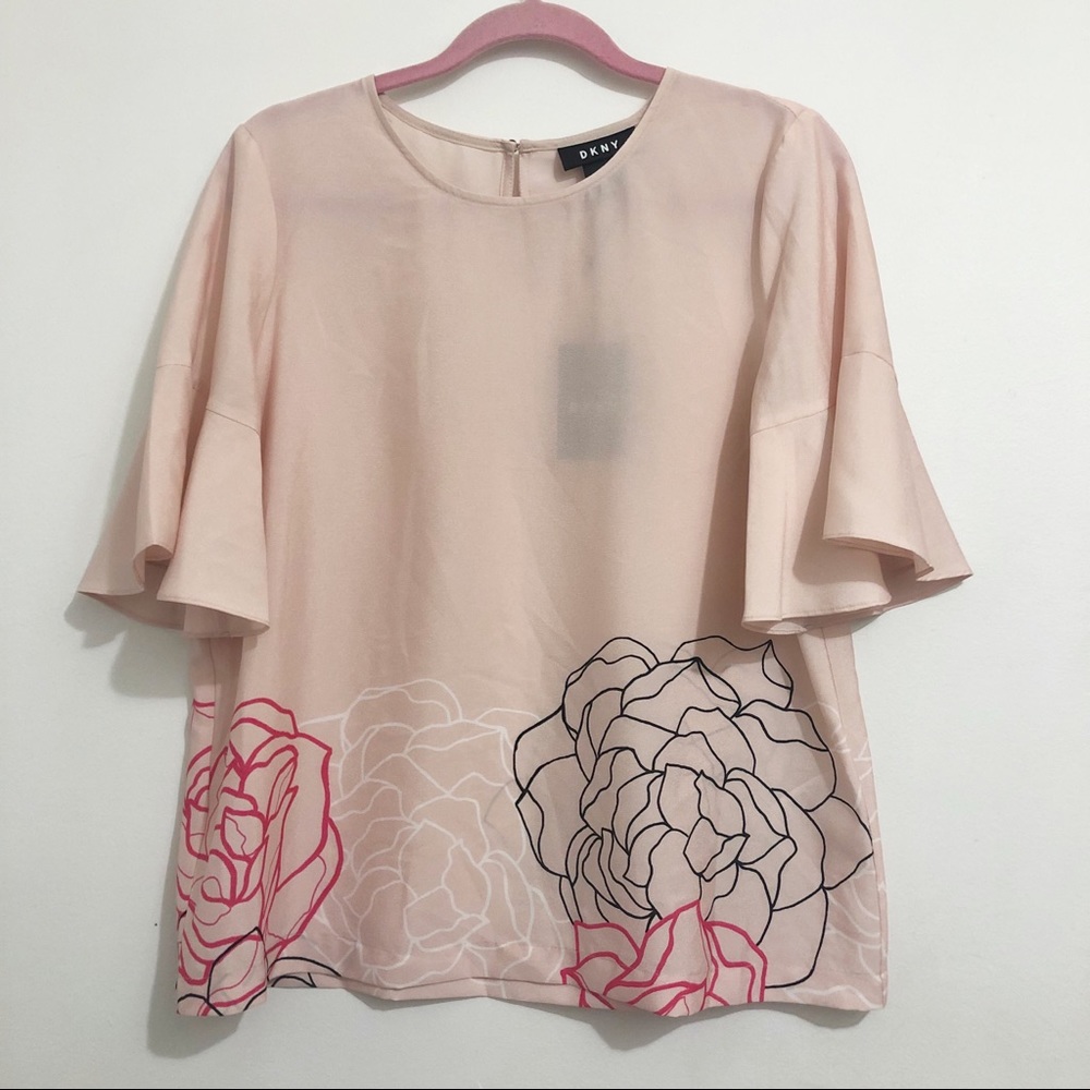 🆕 DKNY Blush Blouse size L Flare Ruffle Sleeves Floral Print